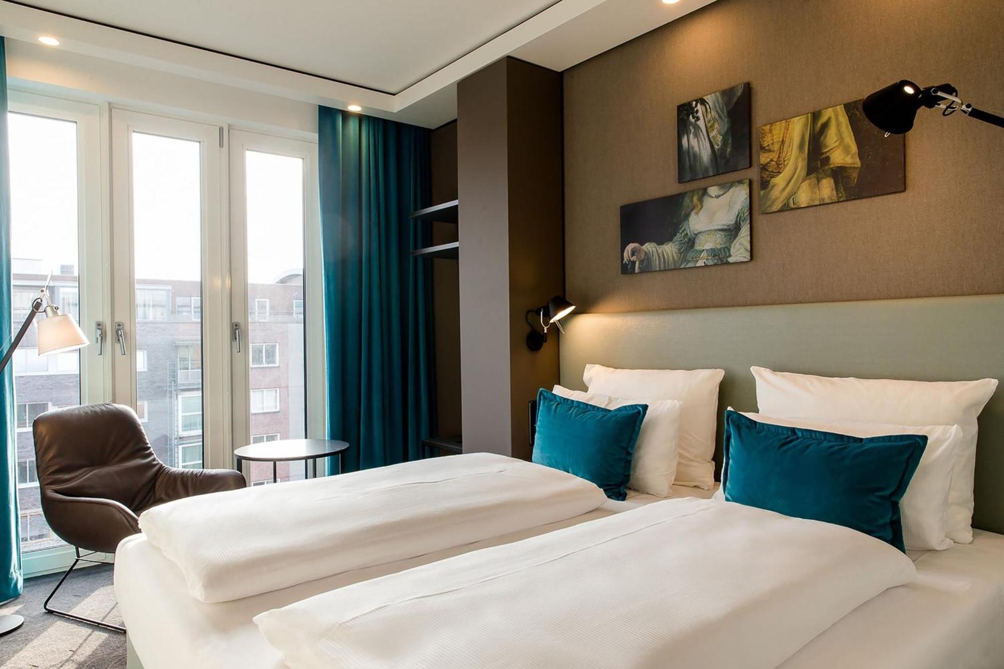 Motel One Amsterdam-Waterlooplein ภายนอก รูปภาพ