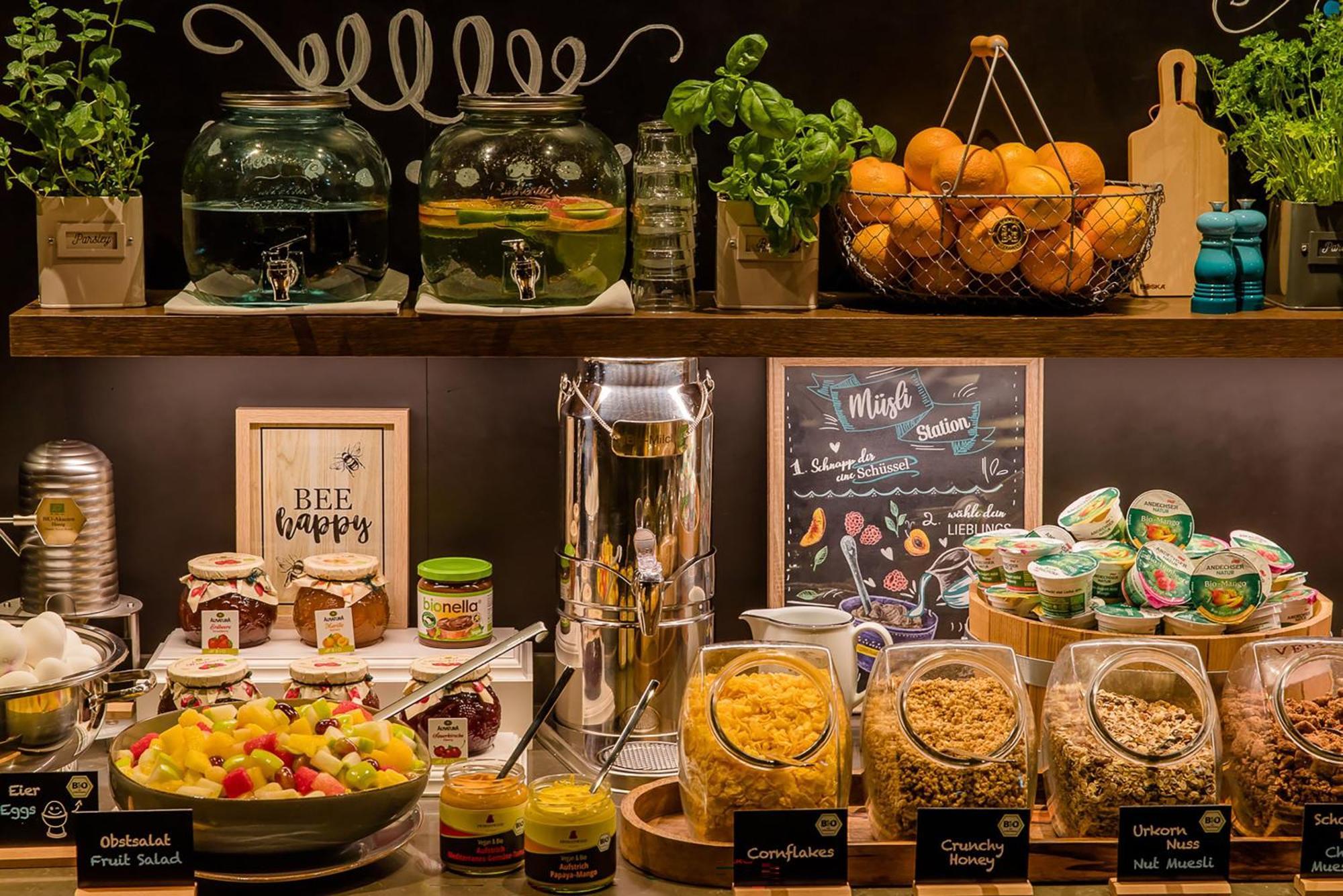 Motel One Amsterdam-Waterlooplein ภายนอก รูปภาพ